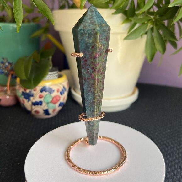 Ruby in Kyanite Crystal UV Reactive‎ Wand Scepter (2) - Picture 2 of 12